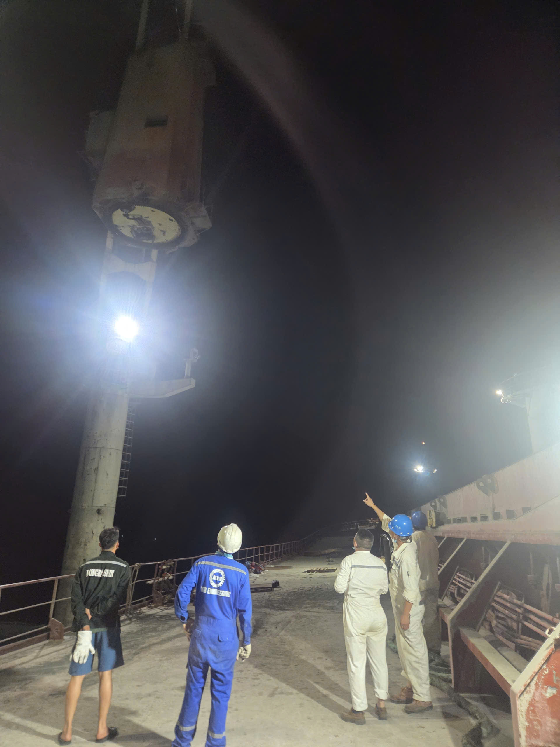 MTB SUCCESSFULLY COMPLETED SLEWING GEAR REPLACEMENT FOR BULK CARRIER