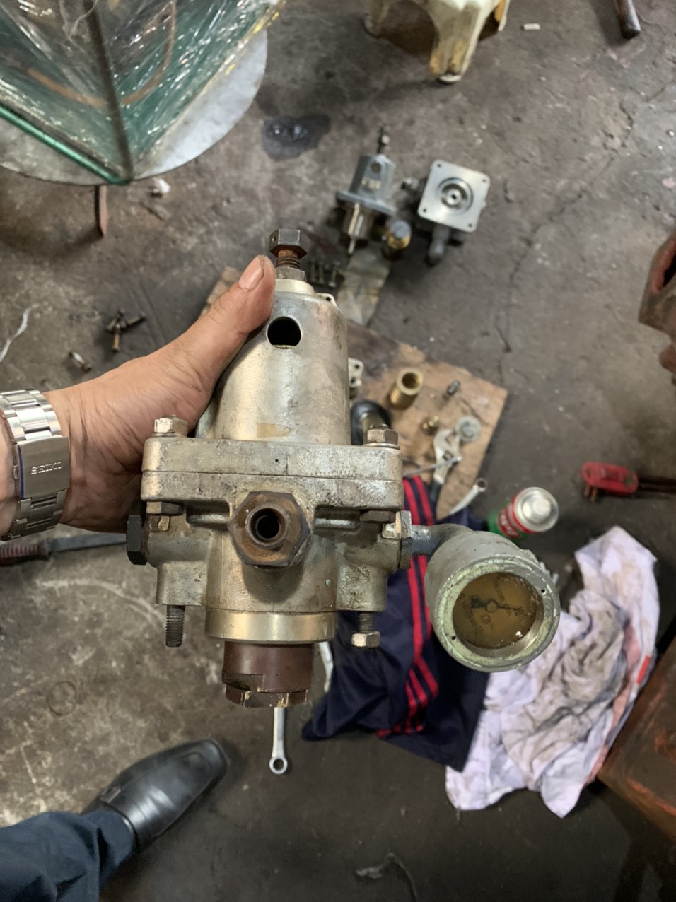 z2217768183160_323bf562c9792f39d2428310d0717680